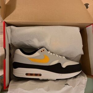 Nike Air Max 1 “University Gold”